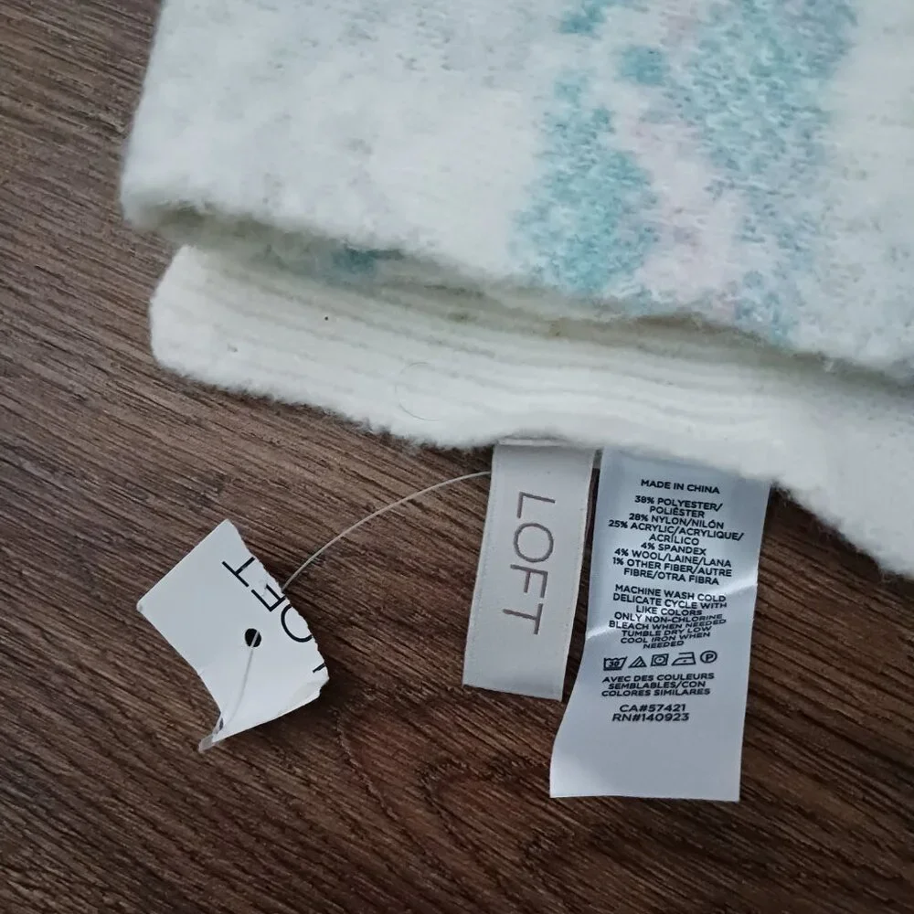 Ann Taylor LOFT Fair Isle Winter Scarf‎ Pastel Multicolor Rectangle 12 x 74 NEW